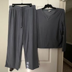 Wonderly Charcoal Lounge Ensemble